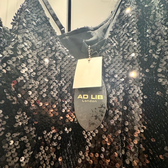 New with tags Black Sequin One Shoulder Midi Dress With Split - Picture 9 of 10